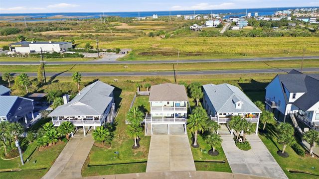 4027 Silver Reef Court, Galveston, TX 77554