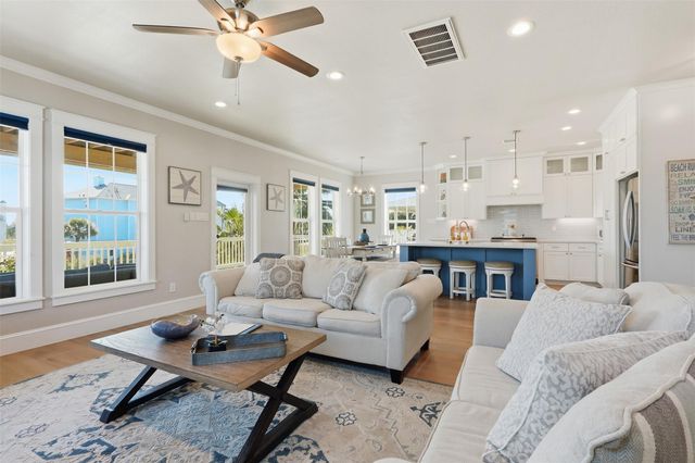 4027 Silver Reef Court, Galveston, TX 77554