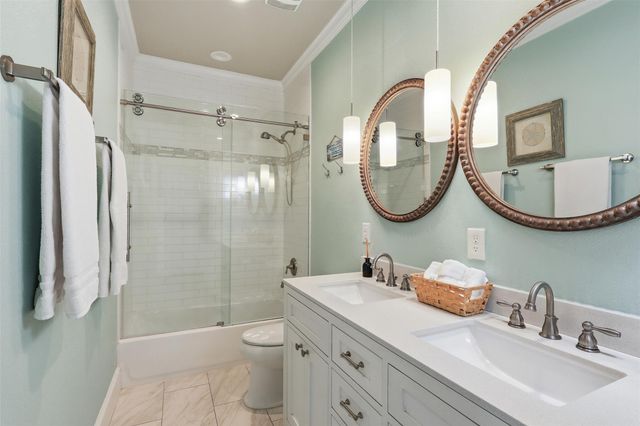 4027 Silver Reef Court, Galveston, TX 77554