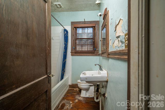 13 Cedar Street, Belmont, NC 28012