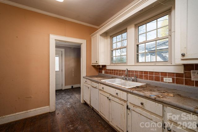 13 Cedar Street, Belmont, NC 28012