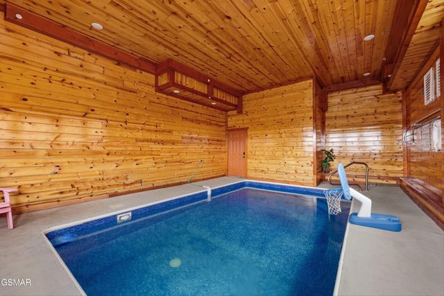 2313 Boulder Way, Sevierville, TN 37862