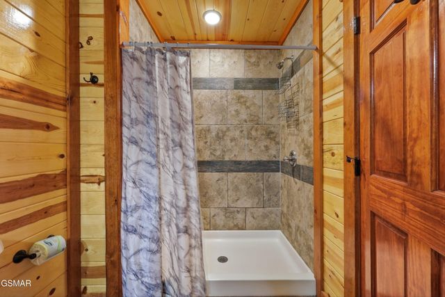 2313 Boulder Way, Sevierville, TN 37862