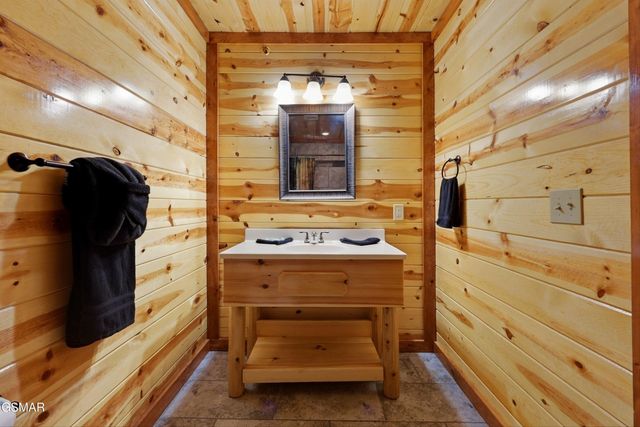 2313 Boulder Way, Sevierville, TN 37862