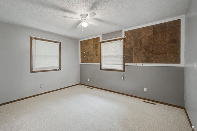 1900 Dogwood Drive, Manhattan, KS 66502