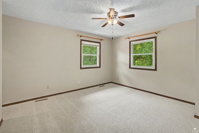 1900 Dogwood Drive, Manhattan, KS 66502