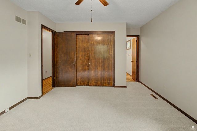 1900 Dogwood Drive, Manhattan, KS 66502
