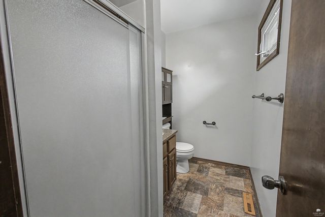 1900 Dogwood Drive, Manhattan, KS 66502