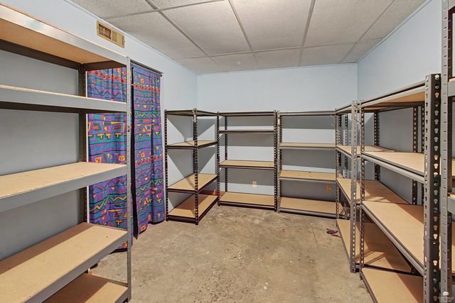 1900 Dogwood Drive, Manhattan, KS 66502