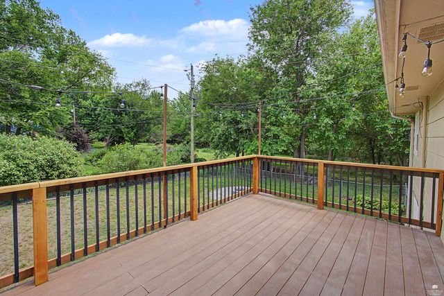 1900 Dogwood Drive, Manhattan, KS 66502