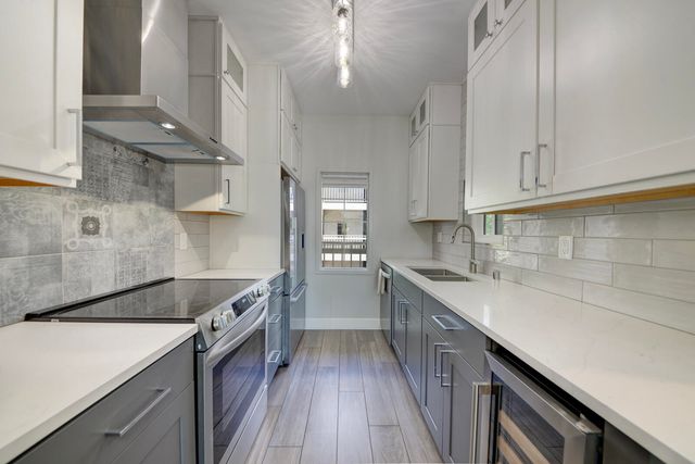 1325 Park Avenue SW 207, Albuquerque, NM 87102