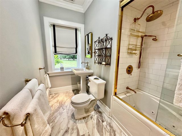 55 Mountain Farm Road, Tuxedo Park, NY 10987