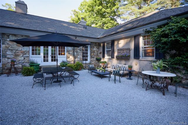 55 Mountain Farm Road, Tuxedo Park, NY 10987