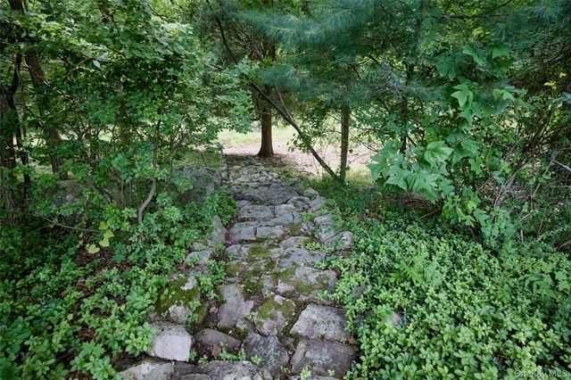 55 Mountain Farm Road, Tuxedo Park, NY 10987