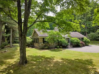 55 Mountain Farm Road, Tuxedo Park, NY 10987
