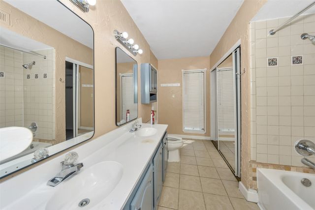 6832 Younger Drive, The Colony, TX 75056