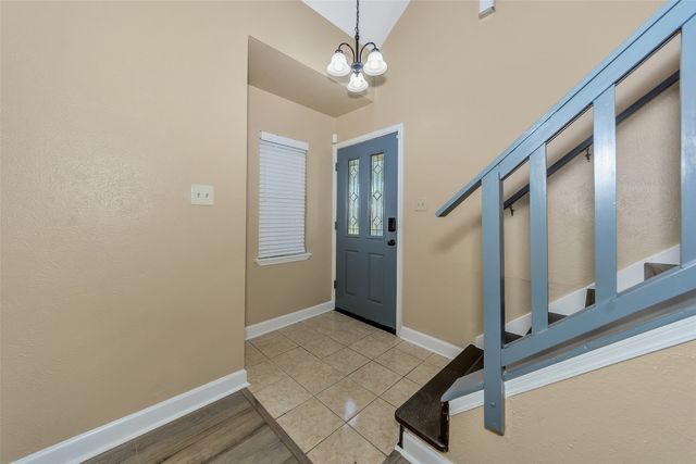 6832 Younger Drive, The Colony, TX 75056