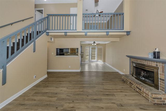 6832 Younger Drive, The Colony, TX 75056