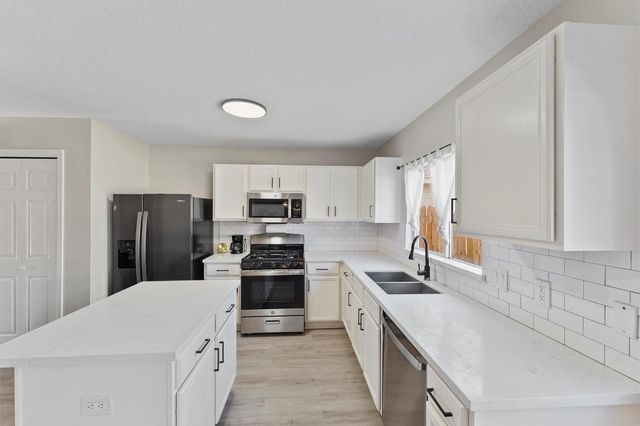 9881 Youpon Ridge Way, Conroe, TX 77385