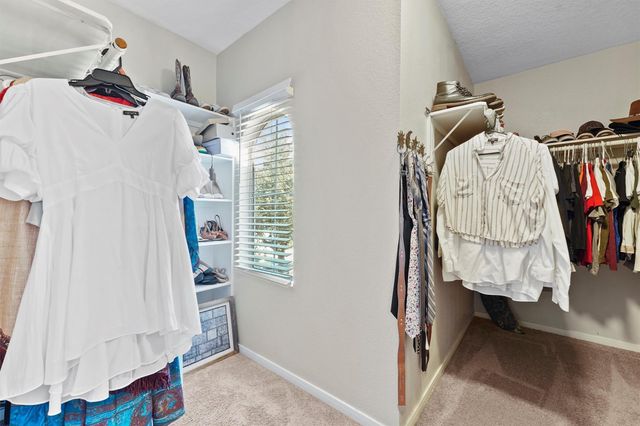 9881 Youpon Ridge Way, Conroe, TX 77385