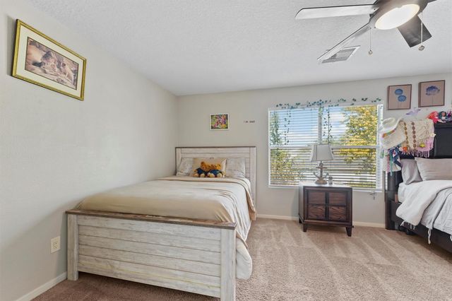9881 Youpon Ridge Way, Conroe, TX 77385