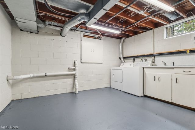 8365 Beatty Street NW, Massillon, OH 44646