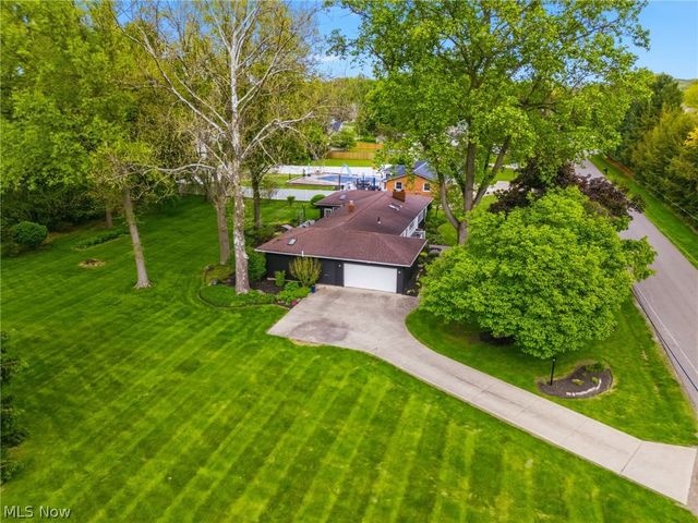 8365 Beatty Street NW, Massillon, OH 44646