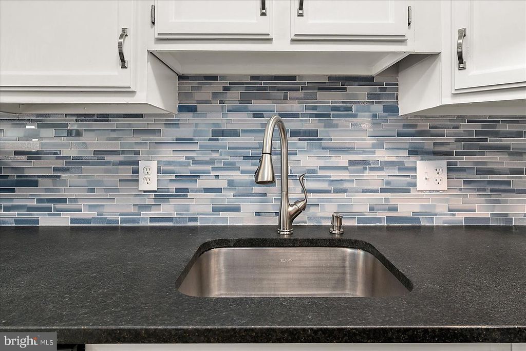 Image 13 of property listing at 12300 JAMAICA AVE #207, Ocean City, MD 21842