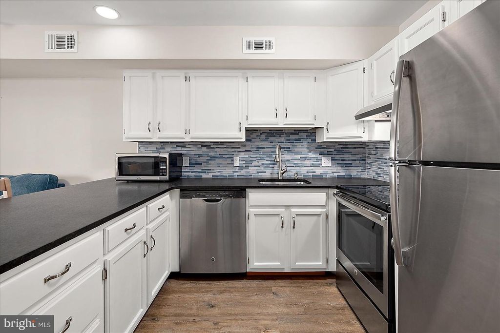 Image 15 of property listing at 12300 JAMAICA AVE #207, Ocean City, MD 21842