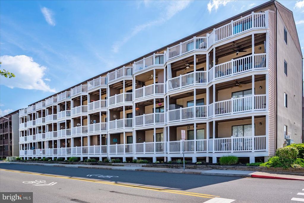 Image 2 of property listing at 12300 JAMAICA AVE #207, Ocean City, MD 21842