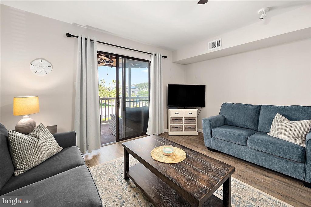 Image 3 of property listing at 12300 JAMAICA AVE #207, Ocean City, MD 21842
