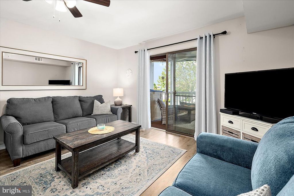 Image 5 of property listing at 12300 JAMAICA AVE #207, Ocean City, MD 21842