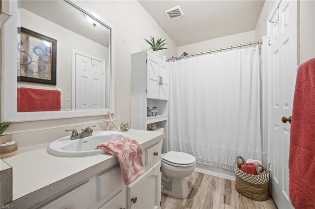 649 Mill Landing RD, Chesapeake, VA 23322