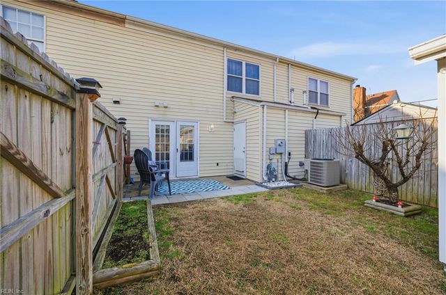 649 Mill Landing RD, Chesapeake, VA 23322