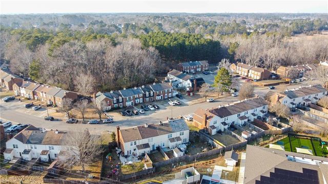 649 Mill Landing RD, Chesapeake, VA 23322