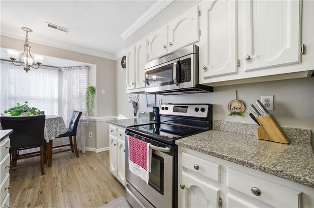 649 Mill Landing RD, Chesapeake, VA 23322