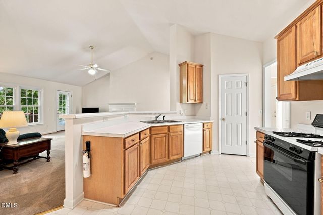6905 Whittlesea Place, Raleigh, NC 27616