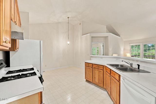 6905 Whittlesea Place, Raleigh, NC 27616