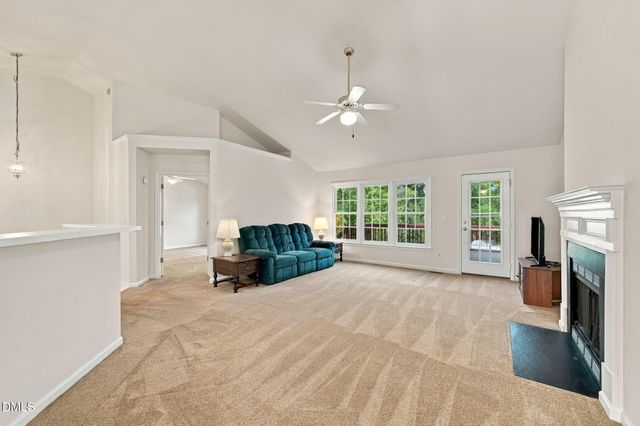 6905 Whittlesea Place, Raleigh, NC 27616