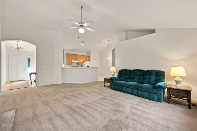 6905 Whittlesea Place, Raleigh, NC 27616