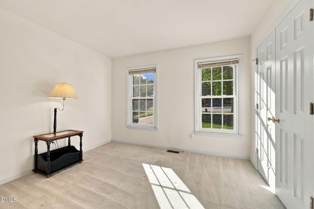6905 Whittlesea Place, Raleigh, NC 27616
