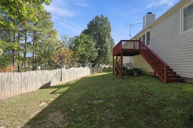 6905 Whittlesea Place, Raleigh, NC 27616