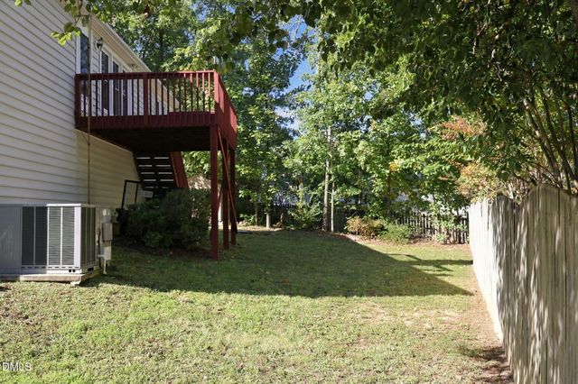 6905 Whittlesea Place, Raleigh, NC 27616