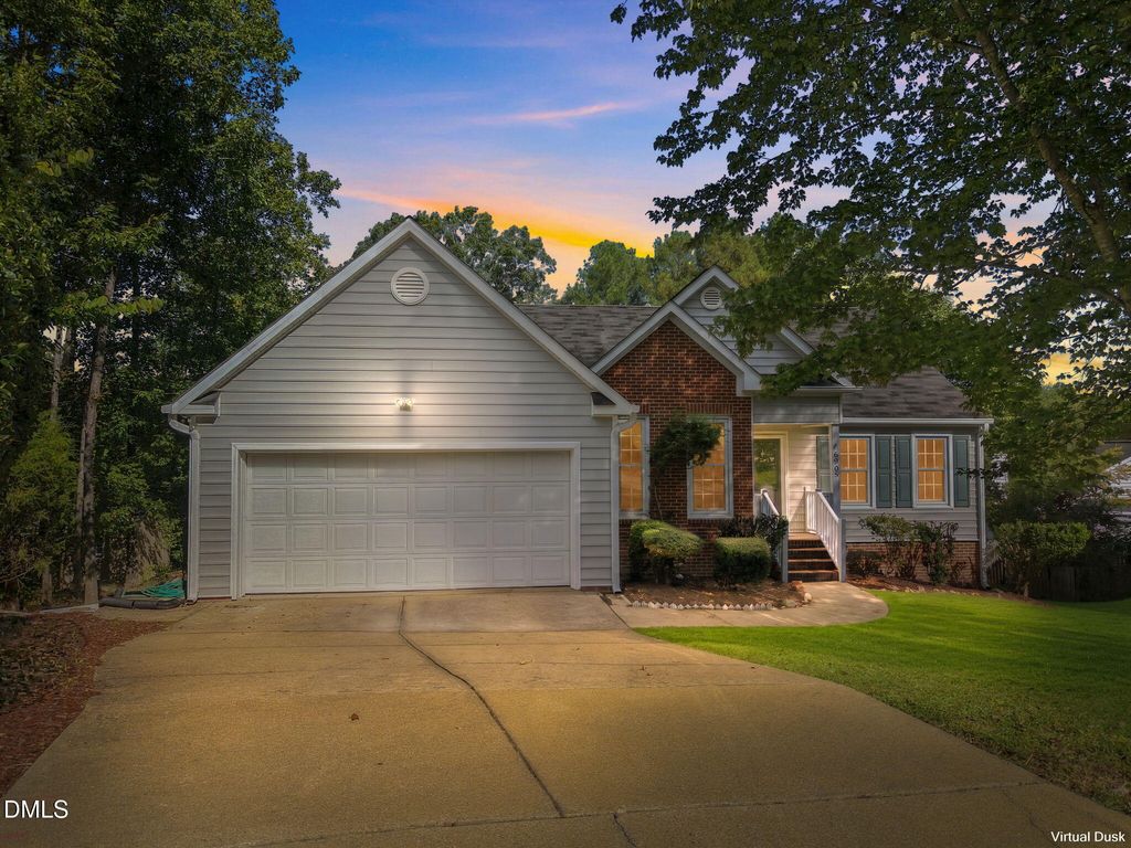 6905 Whittlesea Place, Raleigh, NC 27616