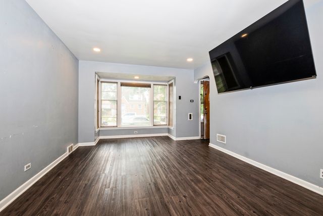 14304 S La Salle Street, Riverdale, IL 60827