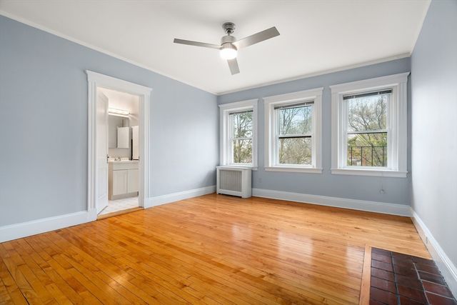 61 Garfield St 14, Cambridge, MA 02138