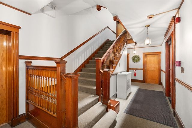 61 Garfield St 14, Cambridge, MA 02138