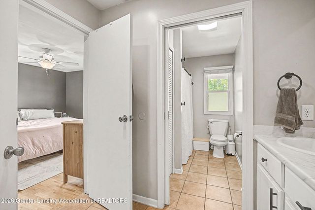 4537 Weswilmar Drive, Holt, MI 48842