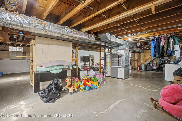 4537 Weswilmar Drive, Holt, MI 48842