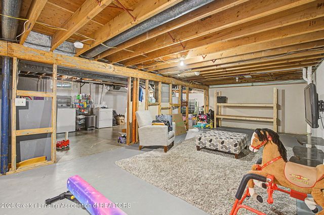 4537 Weswilmar Drive, Holt, MI 48842